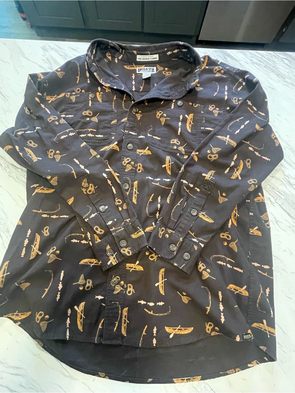 Duluth Trading Co Brown Button-Up Shirt with Gold Canoe & Net Print